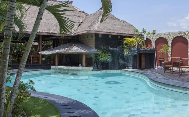 Фото отеля Puri Madawi hotel