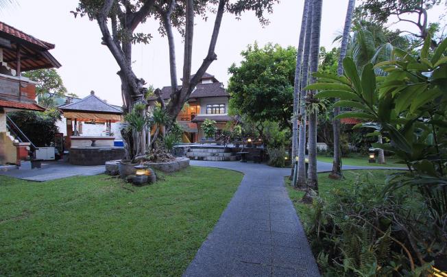 Фото отеля Taman Ayu Cottage