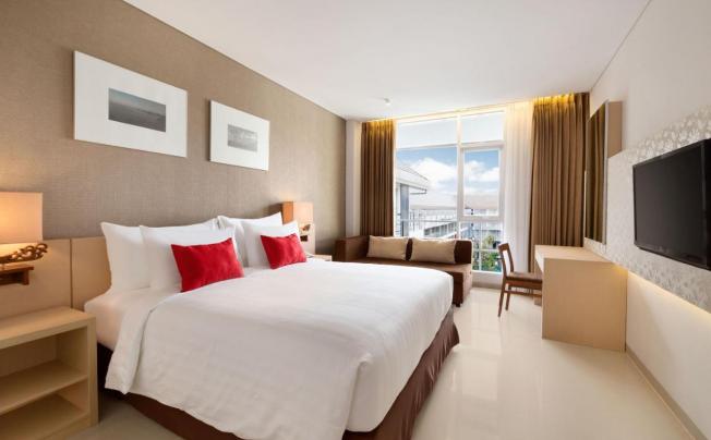Фото отеля Ramada Encore Bali Seminyak
