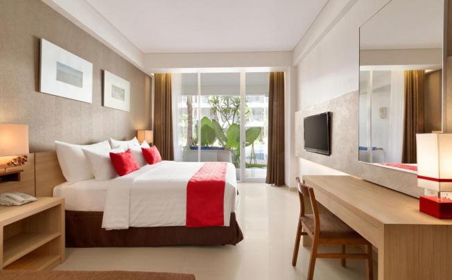 Фото отеля Ramada Encore Bali Seminyak