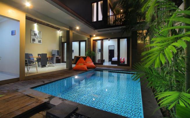 Фото отеля Lotus Tirta Seminyak Hotel & Villa
