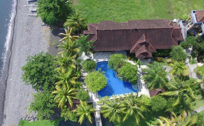 Фото отеля Arya Amed Beach Resort