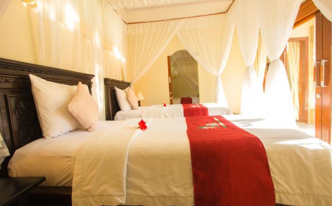 Фото отеля Arya amed beach resort