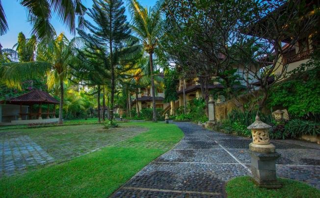 Фото отеля Arya amed beach resort