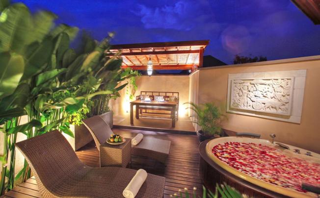 Фото отеля Kanishka Villas At Seminyak