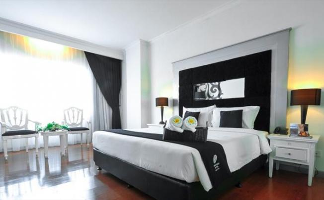 Фото отеля J Boutique Kuta Hotel 