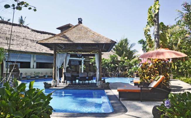 Фото отеля BAYSIDE BUNGALOWS CANDIDASA