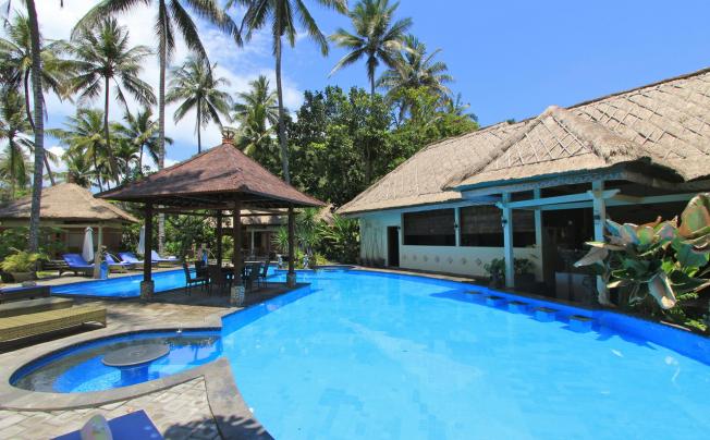 Фото отеля BAYSIDE BUNGALOWS CANDIDASA