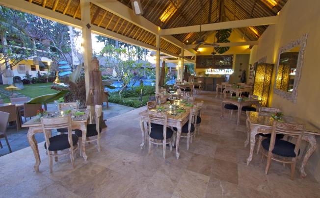 Фото отеля BAYSIDE BUNGALOWS CANDIDASA