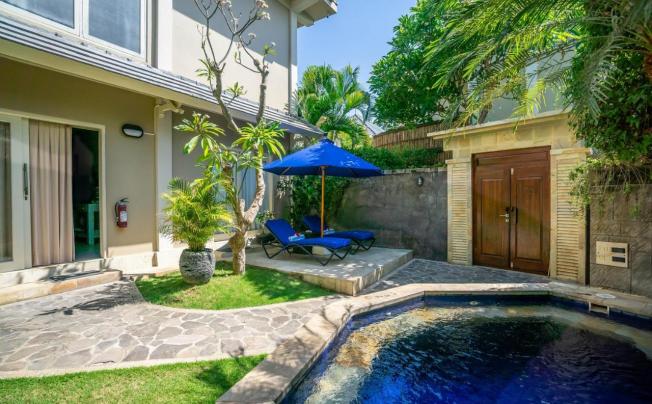 Фото отеля the Lovina Bali Resort