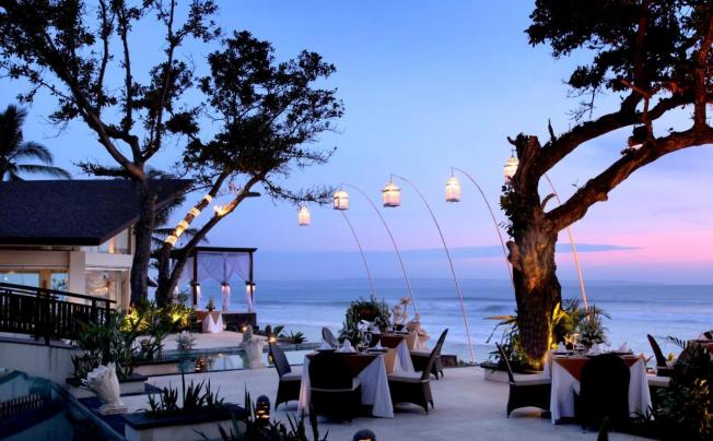 Фото отеля Seminyak Beach Resort & Spa