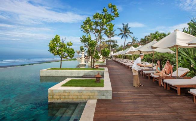 Фото отеля Seminyak Beach Resort & Spa