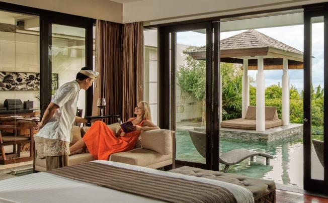 Фото отеля Seminyak Beach Resort & Spa
