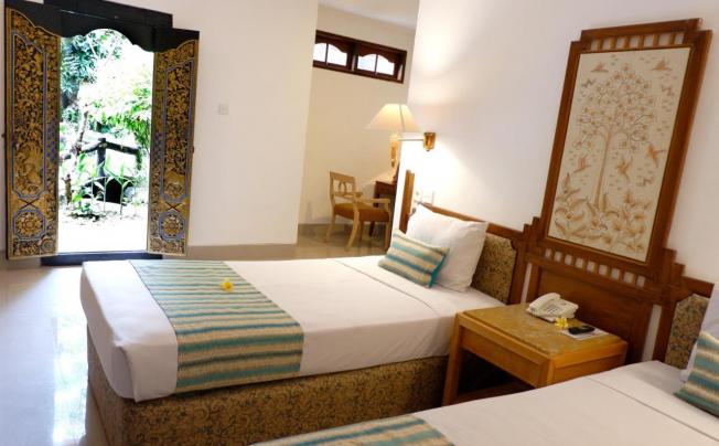 Фото отеля Seminyak Paradiso hotel bali