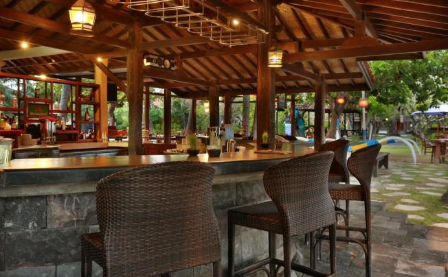 Фото отеля Inna Grand Bali Beach Hotel