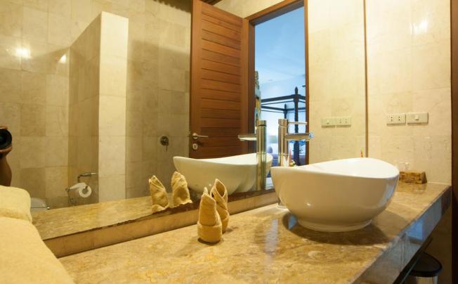 Фото отеля Bali Mystique Hotel
