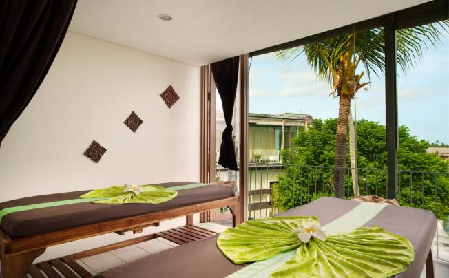 Фото отеля Grandmas plus Hotel Seminyak