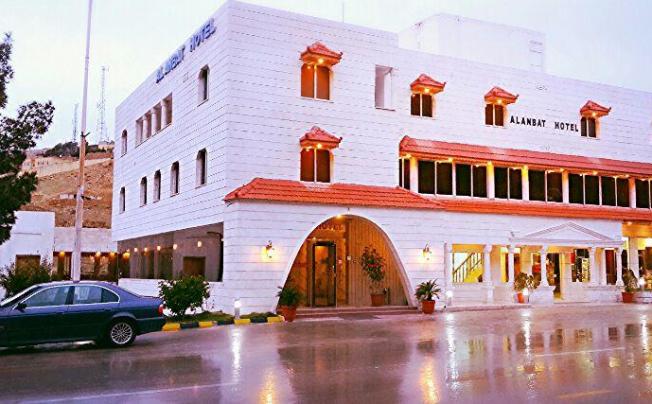 Al Anbat Hotel