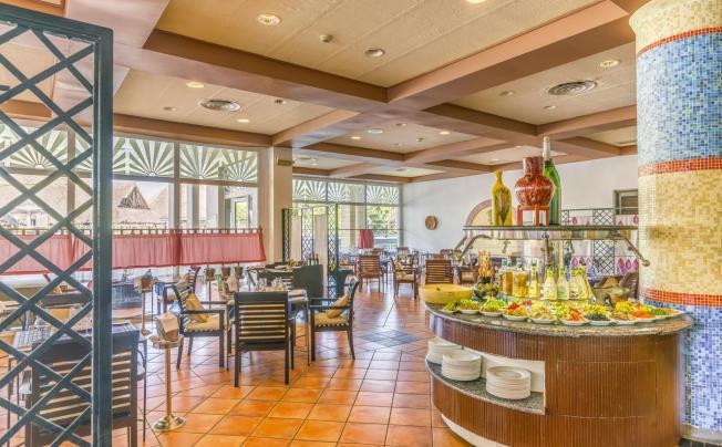 Фото отеля Royalton Hicacos Resort & Spa