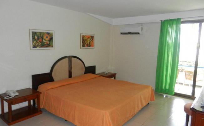 Фото отеля ISLAZUL PUNTA BLANCA 