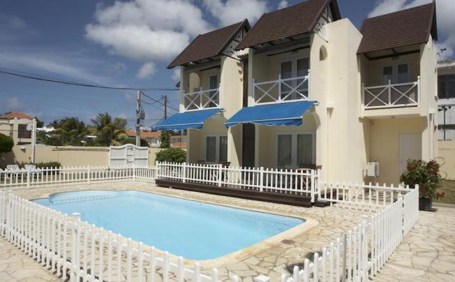 Фото отеля La Pointe Villas