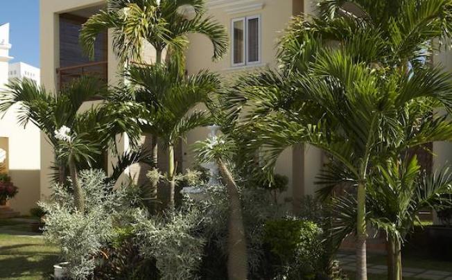 Фото отеля La Pointe Villas