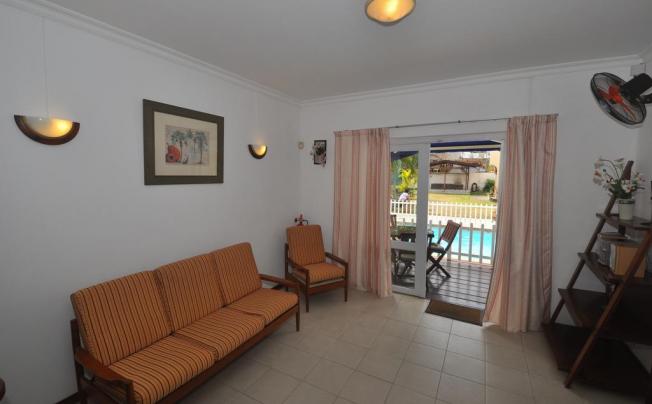 Фото отеля La Pointe Villas
