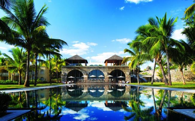 Фото отеля Outrigger Mauritius Beach Resort & Spa