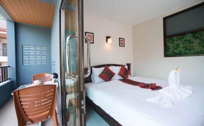 Фото отеля Srichada Hotel Khaolak