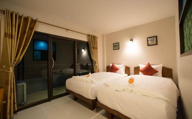 Фото отеля Srichada Hotel Khaolak