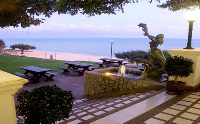 Фото отеля PURIMAS BEACH HOTEL & SPA