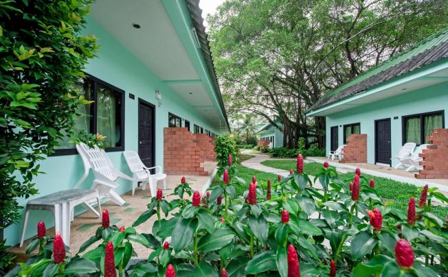 Фото отеля Baan Tonsai Garden Resort Patong 