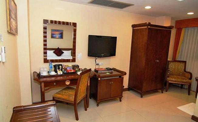 Фото отеля Grand Lucky hotel