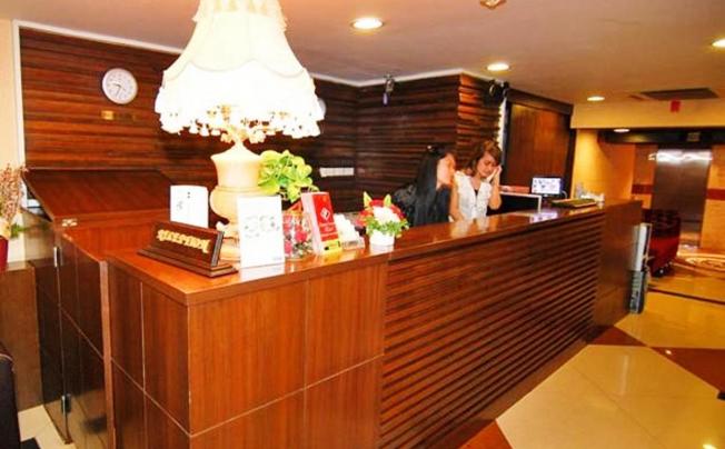 Фото отеля Grand Lucky hotel