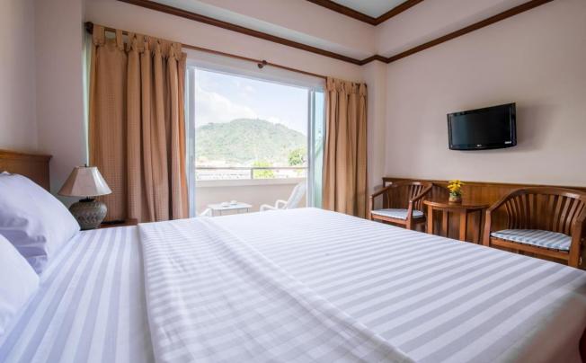 Фото отеля Kata Sun Beach Inn