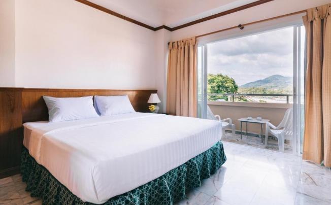 Фото отеля Kata Sun Beach Inn