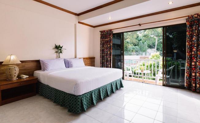 Фото отеля Kata Sun Beach Inn