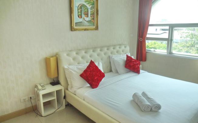 Фото отеля Diamond Residence Silom