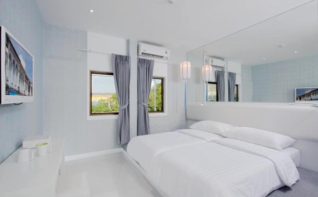 Фото отеля Sino Imperial Phuket Hotel