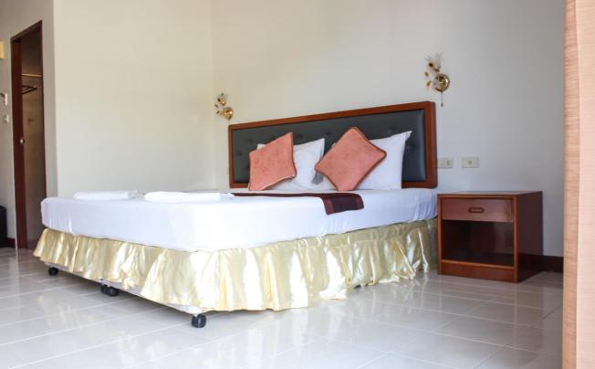 Фото отеля Sharaya Kata Hotel
