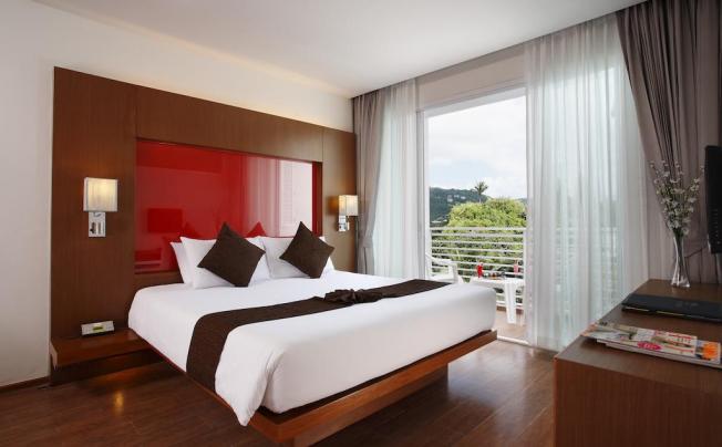 Фото отеля White peach hotel
