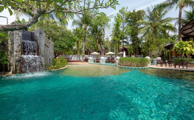 Фото отеля The Village Resort & Spa