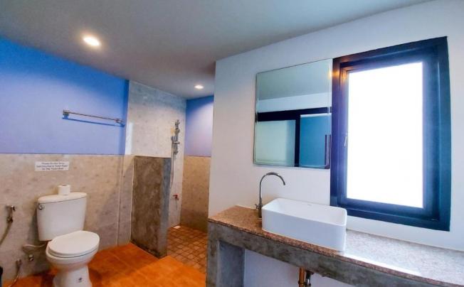 Фото отеля Six Pack Cottage