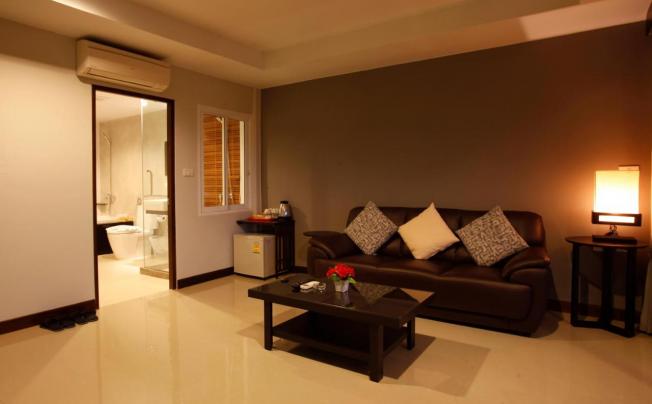 Фото отеля Nize Hotel