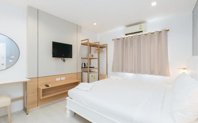 Фото отеля Baan Sutra Guesthouse
