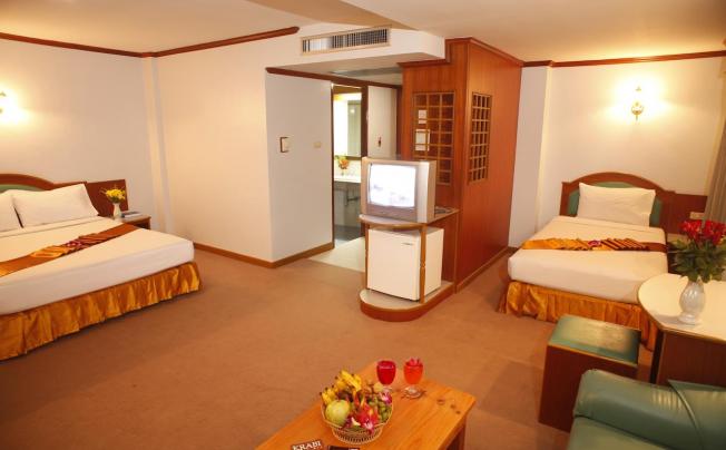 Фото отеля Boon Siam hotel