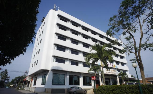 Фото отеля Boon Siam hotel