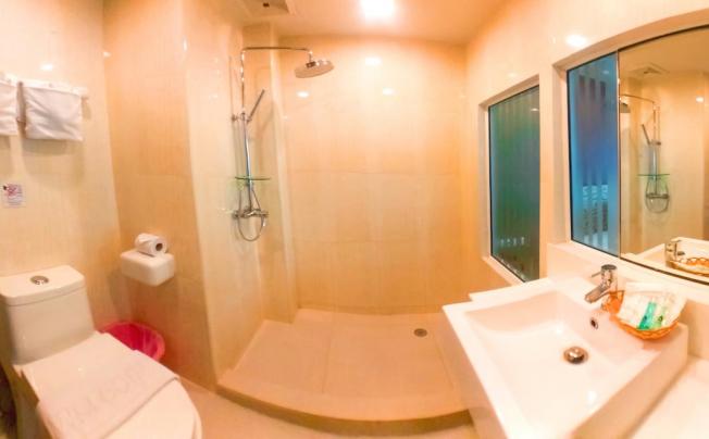 Фото отеля Andatel Grande Patong Phuket