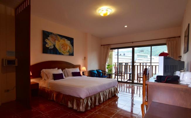 Фото отеля Sugar Inn Phuket