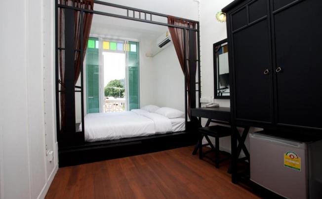 Фото отеля 99 Oldtown Boutique Guesthouse